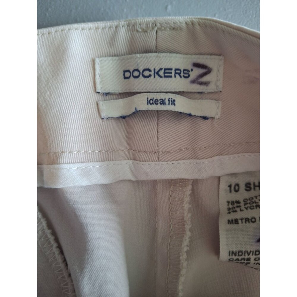 Dockers Ideal Fit Chino Khaki Pants Womens Size 10 Short - Picture 5 of 9